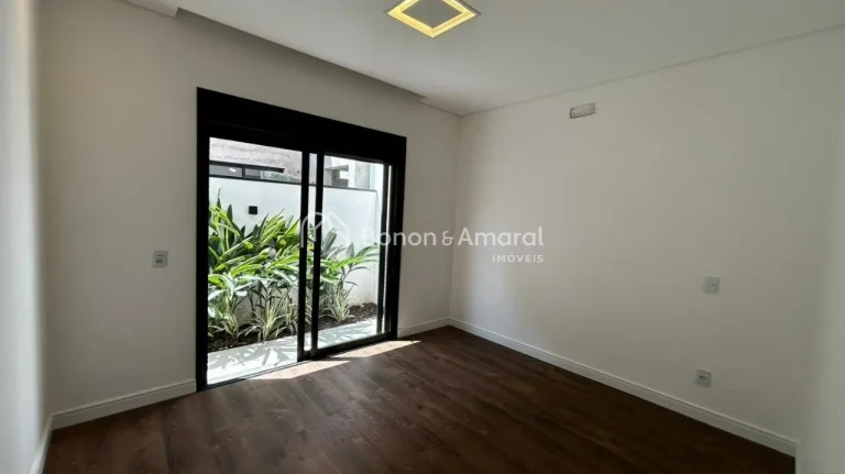 Imagem Casa de condomínio à venda com 240 m² e 3 quartos, no Loteamento Residencial Arborais em Campinas/SP
