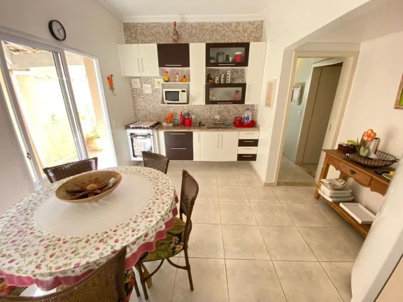 Imagem CASA COM 4 DORMITÓRIOS À VENDA, 384 M² POR R$ 1.200.000,00 - BALNEÁRIO FLÓRIDA - PRAIA GRANDE/SP