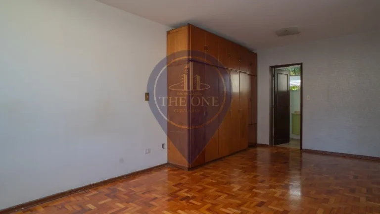 Imagem Apartamento de luxo na Vila Mariana: 4 quartos, 1 suíte, 2 salas e 2 vagas de garagem - São Paulo-SP.