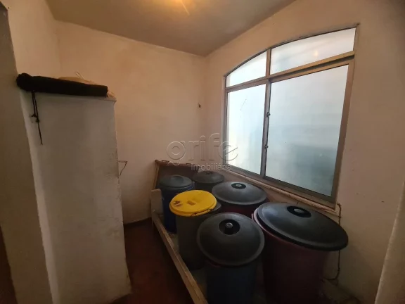 Imagem Excelente casa de esquina, bem ventilada, em ótima localização no Rodolfo Teófilo próximo ao Co...