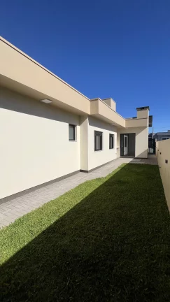 Imagem Excelente casa de 3 dormitórios em localização Privilegiada do Bairro Centenário- Sapiranga