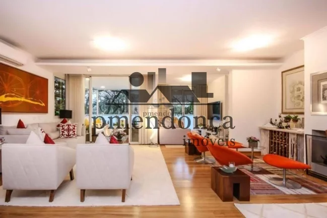 Imagem Maravilhoso Apartamento de 239m² no Alto de Pinheiros, próximo ao Parque Villa Lobos.