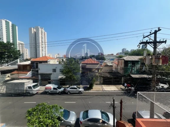 Imagem Casa à venda em São Paulo-SP, no Ipiranga, com 2 quartos, 1 suíte, 2 salas, 2 banheiros e 72m² de área.