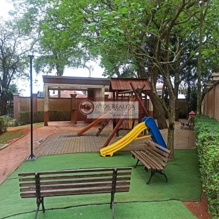 Imagem Vendo Apartamento no Jardim Lalo proximo a estação autódromo da CPTM, e Rua Miguel Yunes. Vendo lindo Apartamento todo reformado no Jardim Lalo, imóvel com 2 Dormitórios, 1 vaga de garagem, cozinha americana com Armários, imóvel próximo a estação autodrom