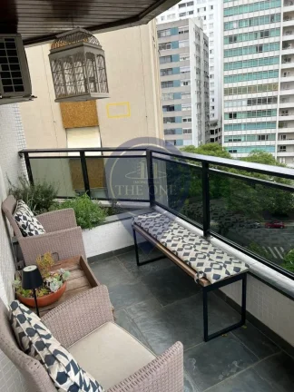 Imagem Espaçoso apartamento de alto padrão com 4 quartos e 3 suítes em Santa Cecília, São Paulo-SP