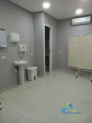 Imagem Sala Comercial com 15m² com toda infraestrutura em localização privilegiada na Vila das Mercês/Saúde. Ambiente ideal para profissionais ligados a área de estética e saúde.