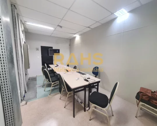 Imagem Para quem está pensando em investir no centro da cidade de Joinville, nós temos essa ótima oportu...