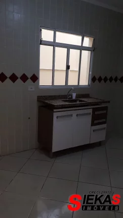 Imagem Aluguel de Casa na Vila Ré, São Paulo-SP: 2 Quartos, 1 Sala, 1 Banheiro e 1 Vaga de Garagem - 70,00 m² de Área