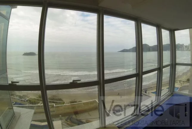 Imagem Frente ao Mar para Venda em Balneário Camboriú / SC no bairro Centro