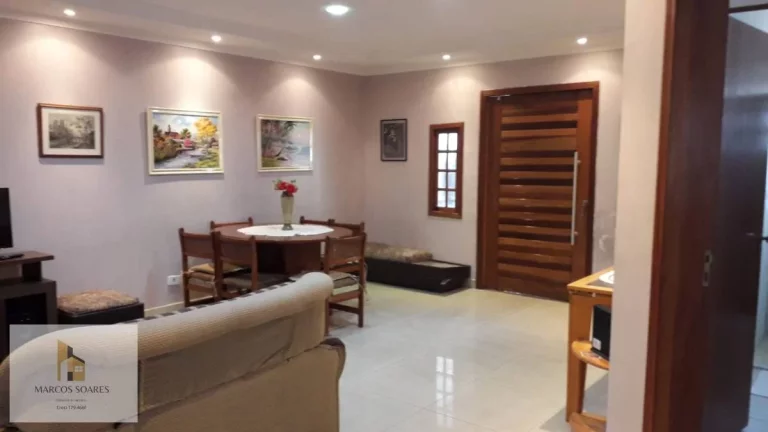 Sobrado à venda em Osasco, Vila Yara, 152,300m2 com 4 quartos, 8 vagas de garagem
