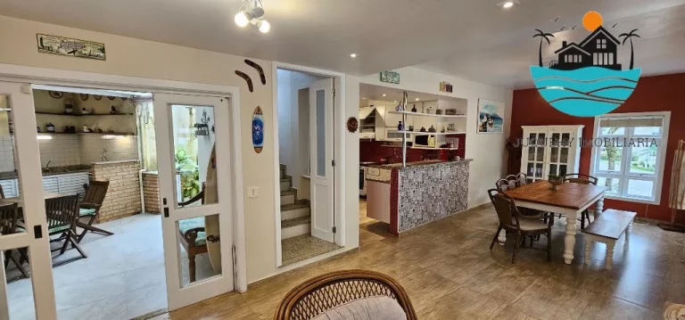 Imagem Alugar Casa anual em Juquehy em Condomínio Fechado - com 4 dormitórios, 2 suíte, 200m da praia - Acomodação máx. 10 pessoas | Juquehy Imobiliária