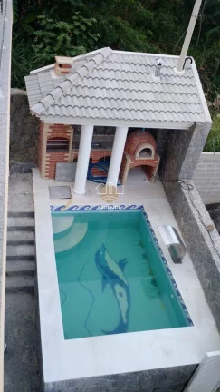 Imagem Casa encantadora na Estrada do Pontal — Venda e Locação