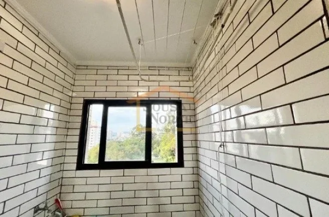 Imagem Apartamento com 96 m². Possui 3 dormitórios, sendo 1 suíte, 2 banheiros, sala ampla com boa ilumi...