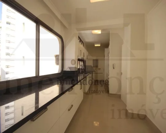 Imagem Cobertura Duplex, reformada em fino acabamento, ar condicionado nas suítes e armários embutidos. 1...