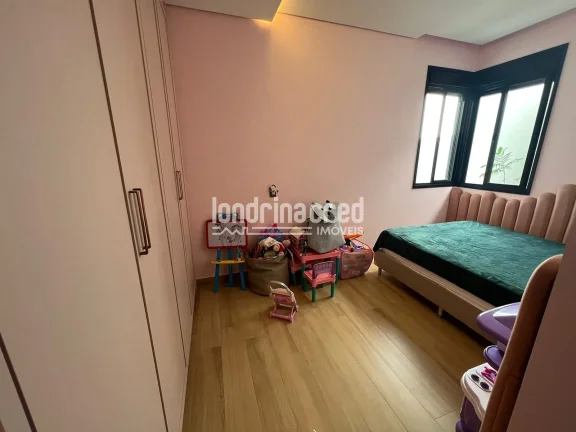 Imagem Casa à venda 3 Quartos, 3 Suites, 4 Vagas, 525M², Parque Residencial Alcântara, Londrina - PR