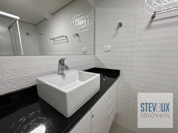 Imagem Apartamento reformado com lazer na melhor rua do Itaim Bibi