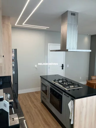 Imagem Apartamento Garden á venda com 3 dormitórios, 2 vagas de garagem e área externa com piscina localizado no centro de Balneário Camboriú