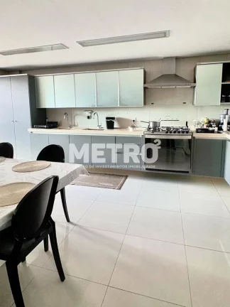 Imagem Apartamento à venda na Orla com 4 suítes, Mobiliado, Planejados, Petrolina-PE