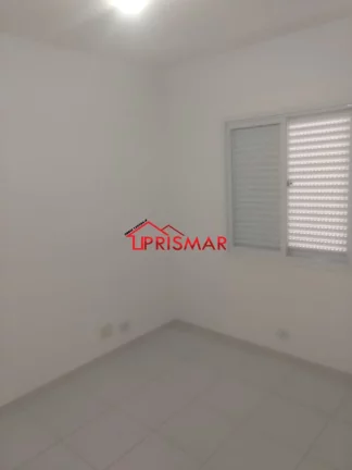 Imagem Sobreposta térrea semi nova 2 dormitórios 1 vaga Aparecida