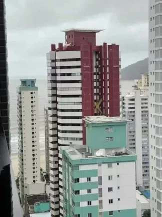 Imagem Apartamento com 4 dormitórios sendo 2 suítes, 3 vagas de garagem, no Centro de Balneário Camboriú
