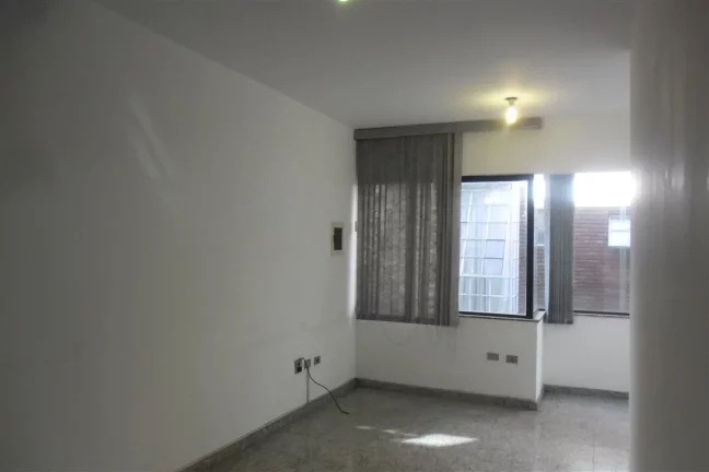 Imagem Sala Comercial para Locação em Barueri / SP no bairro Condomínio Centro Comercial Alphaville