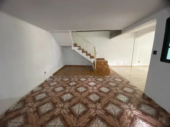 Imagem Sobrado com 4 dormitórios à venda, 202 m² por R$ 380.000,00 - Jardim Selma Helena - Poá/SP