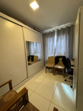 Imagem Casa em Condomínio à Venda em Vitória da Conquista-BA, Bairro Candeias: 3 Quartos, 1 Suíte, 1 Sala, 2 Banheiros, 1 Vaga, 77m².