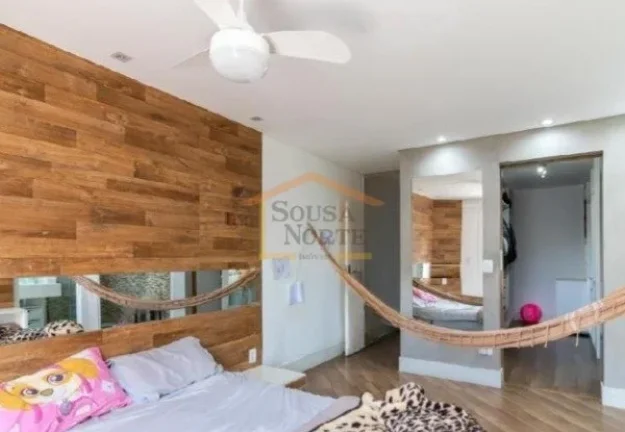 Imagem Sobrado de 260m² com 3 dormitórios, sendo 3 suítes, sendo uma master com closet, 5 banheiros, sal...