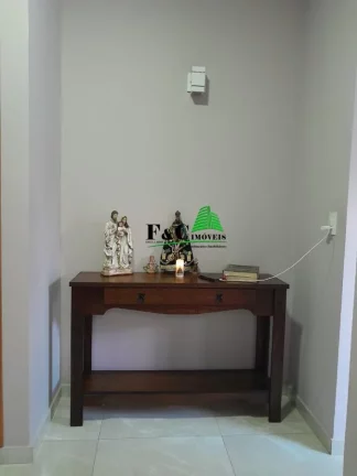 Imagem Casa para Venda em Iracemápolis, Jardim Residencial Flórida, 3 dormitórios, 1 suíte, 2 banheiros, 2 vagas