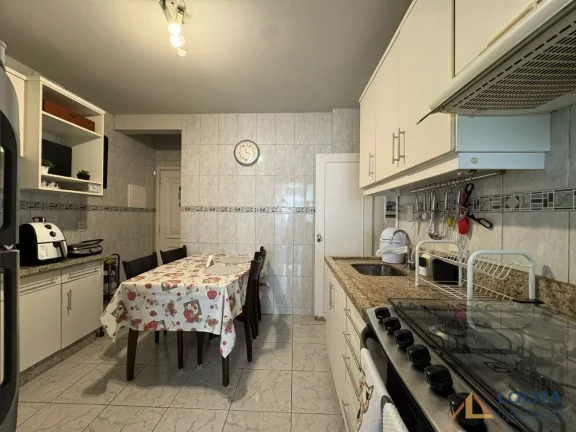 Imagem Apartamento à venda, 3 quartos e 1 vaga de garagem no Centro de Florianópolis