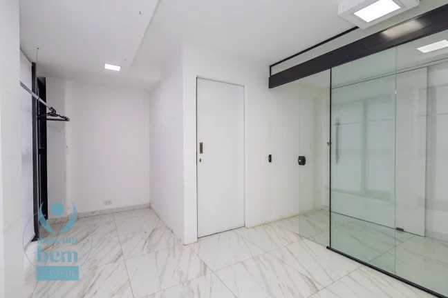 Imagem Prédio Comercial com elevador Panorâmico à venda, 833,49m² por R$ 7.000.000 - Seminário - Curitiba/PR