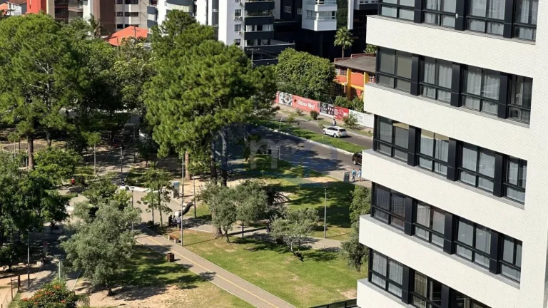 Imagem Apartamento á venda com 3 dormitórios no centro de Torres/RS