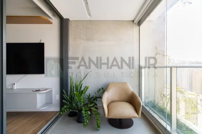 Imagem Venha se encantar com este imóvel amplo no coração de São Paulo! Com 2 quartos, sendo 2 suítes, e 2 banheiros este apartamento é perfeito para quem
