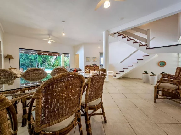 Imagem Casa para Locação temporada na Riviera, com 4 dormitórios 4 suítes, atende até 12 pessoas