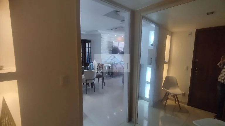 Imagem Cobertura Duplex de Alto Padrão no Condomínio Four Seasons – Vista Livre para o Mar, Pedra da Gávea e Montanhas | 4 Quartos | Barra da Tijuca