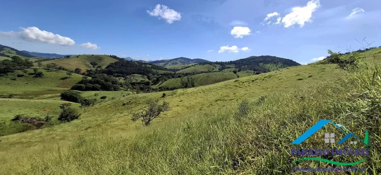 Imagem Oportunidade Única: Terreno Espetacular no Caminho da Fé, Paraisópolis!