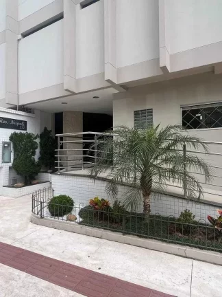 Imagem Apartamento com 3 dormitórios sendo 1 suíte e 1 vaga de garagem em Balneário Camboriú/SC
