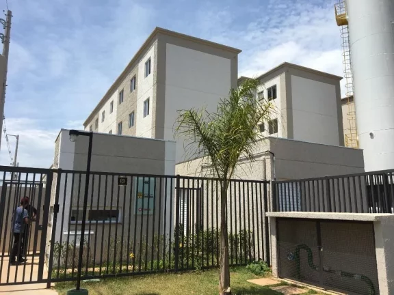 Apartamento com 2 dormitórios à venda, 45 m² por R$ 175.000,00 - Caxangá - Suzano/SP