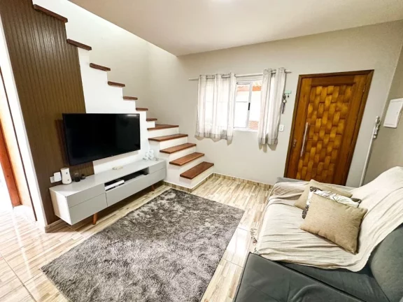 Imagem Sobrado com 2 dormitórios à venda, 195 m² por R$ 680.000,00 - Vila Perreli - Poá/SP