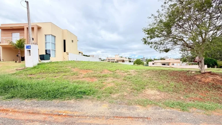 Imagem Terreno à venda em Porangaba-SP, no Ninho Verde 1, com 450m² de área!