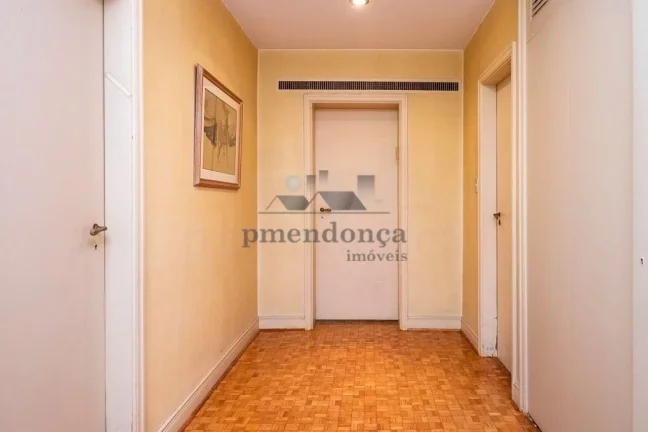 Imagem Apartamento à venda em Higienópolis com 03 quartos sendo 01 suíte e 02 vagas, 310m²