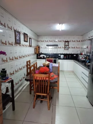 Imagem Casa com 4 dormitórios à venda, 160 m² por R$ 850.000,00 - Centro - Suzano/SP