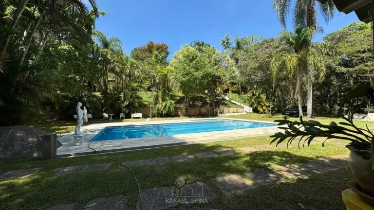 Imagem Sítio com cachoeira à venda no bairro do Portão em Atibaia – 16.800 m²