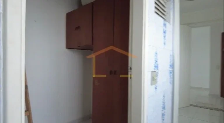 Imagem Apartamento 2 dormitórios, sala 2 ambientes, cozinha, área de serviço, banheiro social, 1 vaga de...