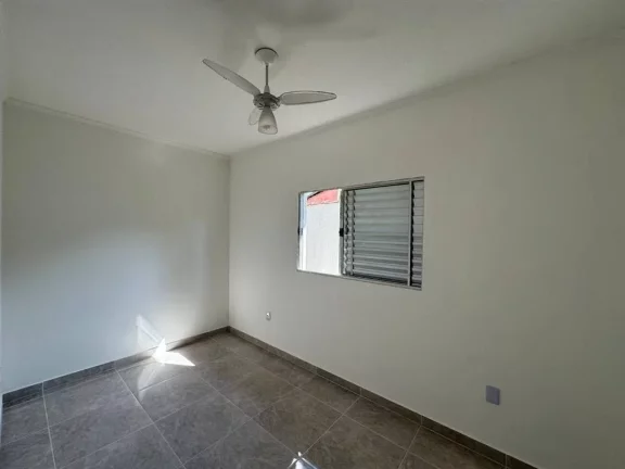 Imagem Casa à Venda em Vila Guilhermina, Praia Grande - SP