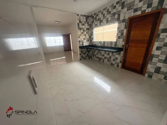 Imagem Casa com 2 dormitórios à venda, 94 m² por R$ 680.000,00 - Vila Caiçara - Praia Grande/SP