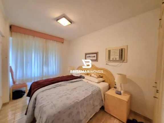 Imagem PITANGUEIRAS- UMA QUADRA DA PRAIA , LOCALIZAÇÃO ESPETACULAR , GARAGEM NO PRÉDIO .