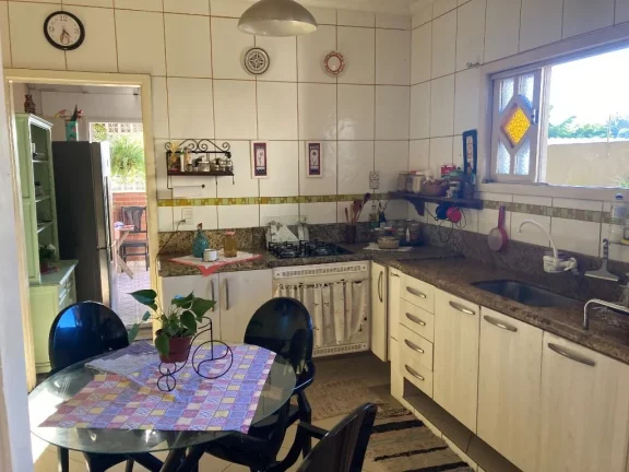 Imagem Sobrado com 3 dormitórios à venda, 181 m² por R$ 750.000,00 - Vila Áurea - Poá/SP