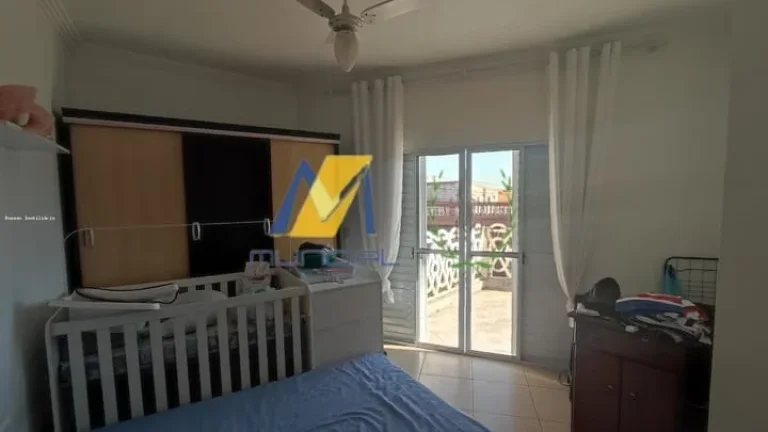 Imagem Sobrado à Venda com 160m², 3 suítes e 2 vagas!!!