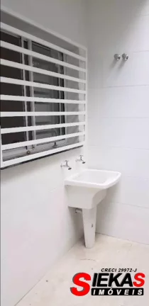 Imagem Imperdível Casa à Venda em São Paulo-SP, Vila Alpina! 3 Quartos, 1 Sala, 2 Banheiros, 2 Vagas, 88m² de Pura Qualidade!
